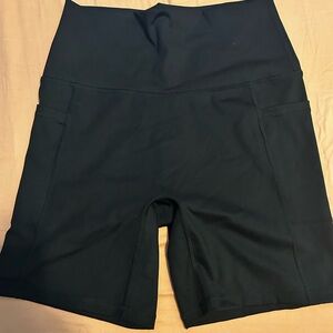 Aerie offline bike shorts with pockets
